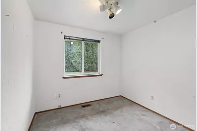 15912 67th Street Ct E, Sumner, WA 98390 - Photo 17