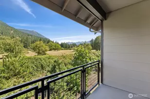 1952 SE 12th St, North Bend, WA 98045 - Photo 3