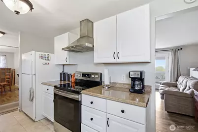 4289 Joann Drive NE, Moses Lake, WA 98837 - Photo 9