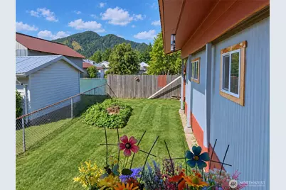 344 Temple Avenue, Morton, WA 98356 - Photo 29