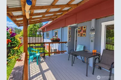 344 Temple Avenue, Morton, WA 98356 - Photo 5