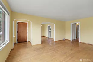 3914 13th Ave S, Seattle, WA 98108 - Photo 3