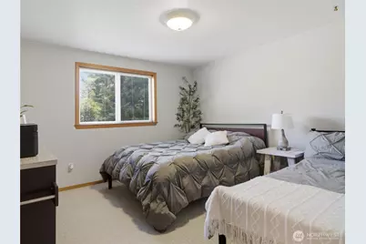 15837 Lawrence Place SE, Yelm, WA 98597 - Photo 23