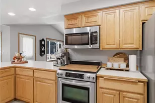15837 Lawrence Pl SE, Yelm, WA 98597 - Photo 11