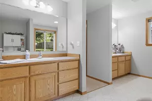 15837 Lawrence Pl SE, Yelm, WA 98597 - Photo 19