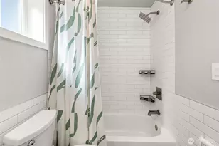 8143 10th Ave SW, Seattle, WA 98106 - Photo 17