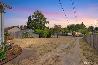 8143 10th Avenue SW, Seattle, WA 98106 - Photo 27