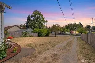 8143 10th Ave SW, Seattle, WA 98106 - Photo 27