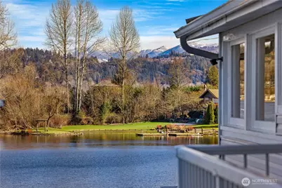 18166 41st Place SE, Issaquah, WA 98027 - Photo 3