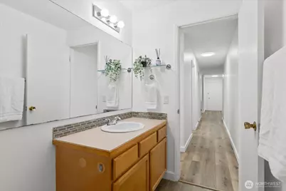 330 Elm Street #205, Everett, WA 98203 - Photo 17