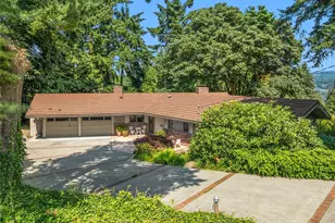9226 SE 60th St, Mercer Island, WA 98040 - Photo 1