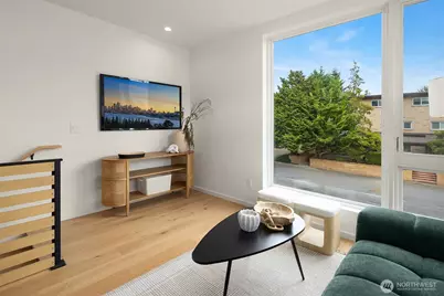 5251 California Avenue SW, Seattle, WA 98136 - Photo 9