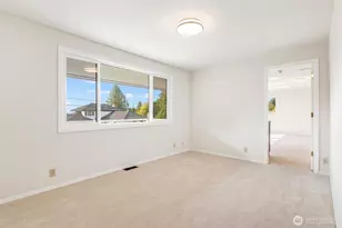 18805 94th Ave W, Edmonds, WA 98020 - Photo 35