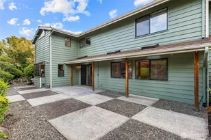 18805 94th Ave W, Edmonds, WA 98020 - Photo 37