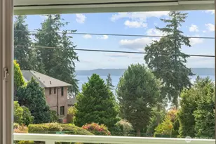 18805 94th Ave W, Edmonds, WA 98020 - Photo 27