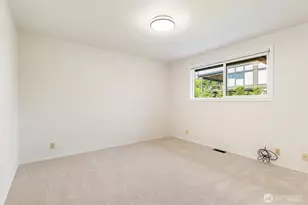 18805 94th Ave W, Edmonds, WA 98020 - Photo 29