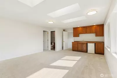 18805 94th Avenue W, Edmonds, WA 98020 - Photo 33