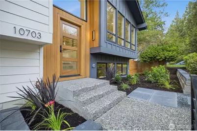 10703 126th Avenue NE, Kirkland, WA 98033 - Photo 3