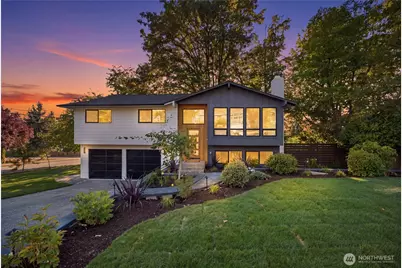 10703 126th Avenue NE, Kirkland, WA 98033 - Photo 1
