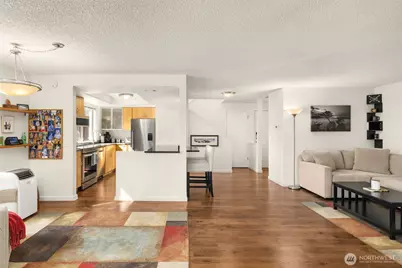 3400 108th Place NE #2, Bellevue, WA 98004 - Photo 13