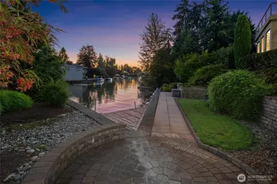 2 Crescent Key SE, Bellevue, WA 98006 - Photo 37