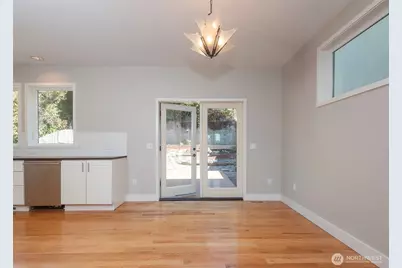 5110 Palatine Avenue N, Seattle, WA 98103 - Photo 7