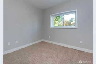 5110 Palatine Avenue N, Seattle, WA 98103 - Photo 31