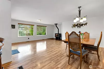 11013 Lundstrom Drive SW, Lakewood, WA 98498 - Photo 9