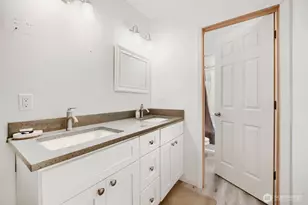 10410 Issaquah-Hobart Road Southeast, Issaquah, WA 98027 - Photo 25