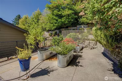 4140 Boulevard Place, Mercer Island, WA 98040 - Photo 37