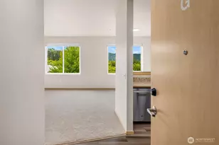 14615 1st Ln NE, Duvall, WA 98019 - Photo 3