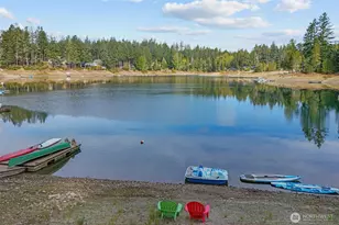 281 NE Lakeshore Dr S, Belfair, WA 98588 - Photo 35