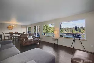 281 NE Lakeshore Dr S, Belfair, WA 98588 - Photo 9