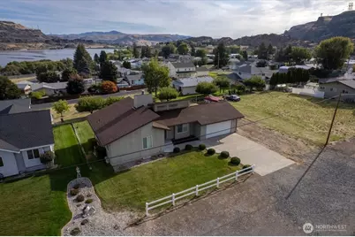 32 Electric Boulevard, Electric City, WA 99123 - Photo 3
