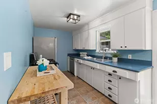 20322 21st Ave NE, Mountlake Terrace, WA 98155 - Photo 15