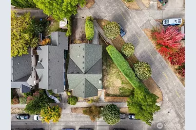 768 N 75th Street, Seattle, WA 98103 - Photo 35