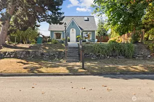 1214 E Columbia St, Port Angeles, WA 98362 - Photo 7