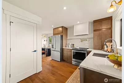 8622 17th Avenue NE, Seattle, WA 98115 - Photo 11