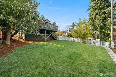 8622 17th Avenue NE, Seattle, WA 98115 - Photo 29