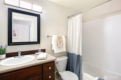 566 Prospect Street #103, Seattle, WA 98109 - Photo 17