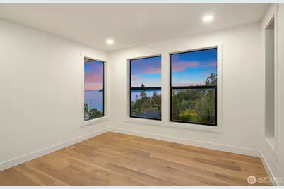7126 Picnic Place, Edmonds, WA 98026 - Photo 17