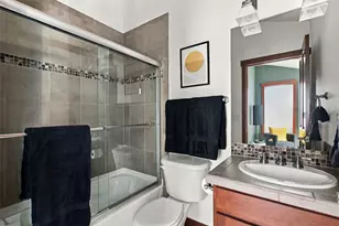 1420 18th Ave, Seattle, WA 98122 - Photo 31