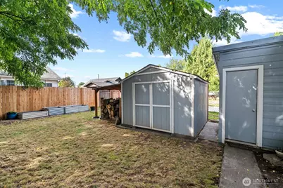 733 2nd Street, Woodland, WA 98674 - Photo 33
