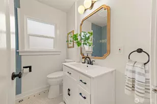 7534 Jones Ave NW, Seattle, WA 98117 - Photo 13