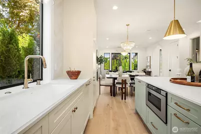12601 NE 80th Street, Kirkland, WA 98033 - Photo 17