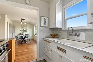 3046 24th Ave W, Seattle, WA 98199 - Photo 11