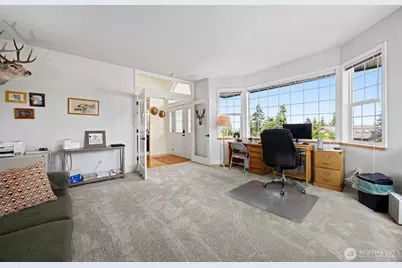 911 E Pacificview Drive, Bellingham, WA 98229 - Photo 23