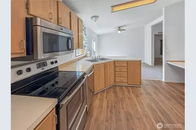 501 Chenois Avenue NE, Ocean Shores, WA 98569 - Photo 9