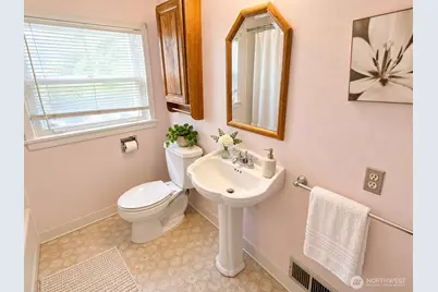 3505 S 11th Street, Tacoma, WA 98405 - Photo 11