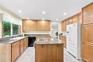 18232 126th St SE, Snohomish, WA 98290 - Photo 9